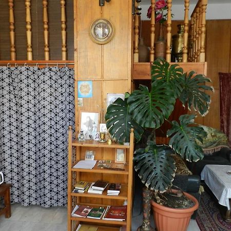 Apartment Retro Тбилиси Екстериор снимка