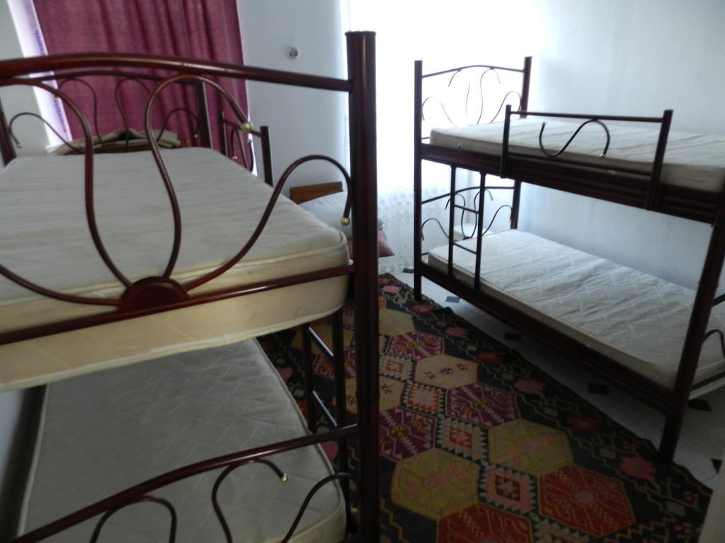 Apartment Retro Тбилиси Екстериор снимка