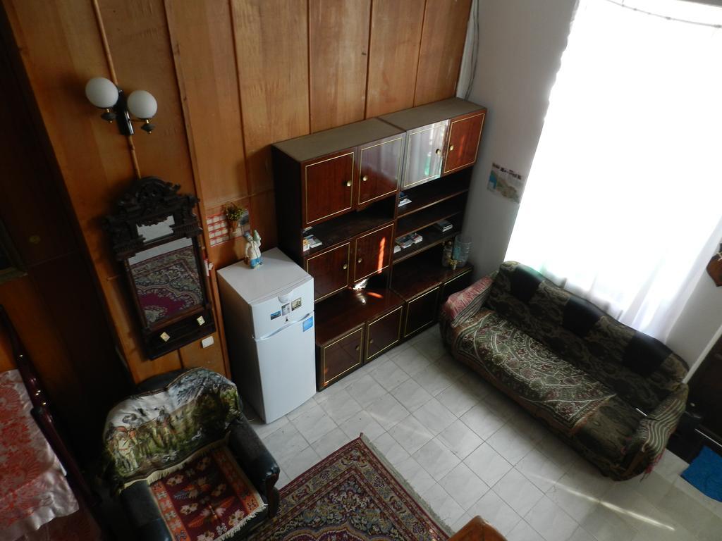 Apartment Retro Тбилиси Екстериор снимка